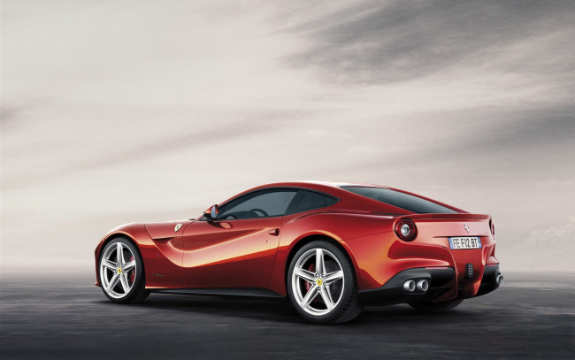 Обои картинки фото автомобили, ferrari, f12, berlinetta