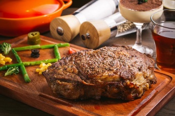 Картинка еда мясные+блюда спаржа мясо буженина