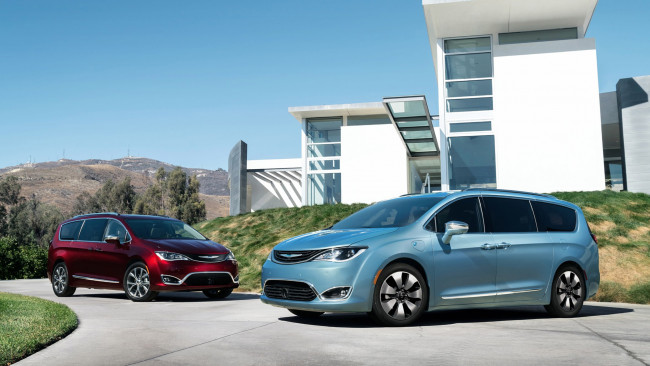 Обои картинки фото chrysler pacifica hybrid 2017, автомобили, chrysler, pacifica, hybrid, 2017