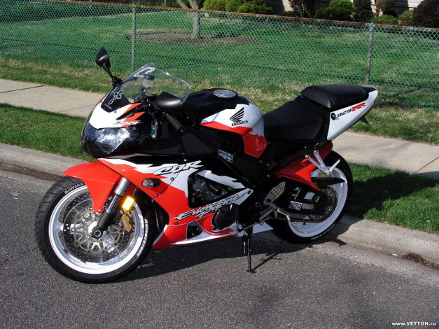 Обои картинки фото мотоциклы, honda