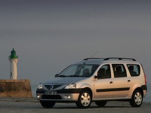 Картинка автомобили dacia