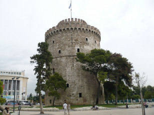 Картинка белая башня салоники аленка меховская города исторические архитектурные памятники