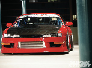 Картинка автомобили nissan datsun