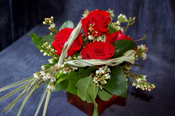 Картинка цветы букеты композиции косичка плетение розы