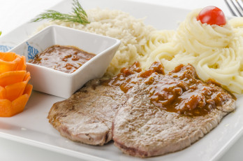 Картинка еда мясные+блюда соус второе блюдо мясо пюре