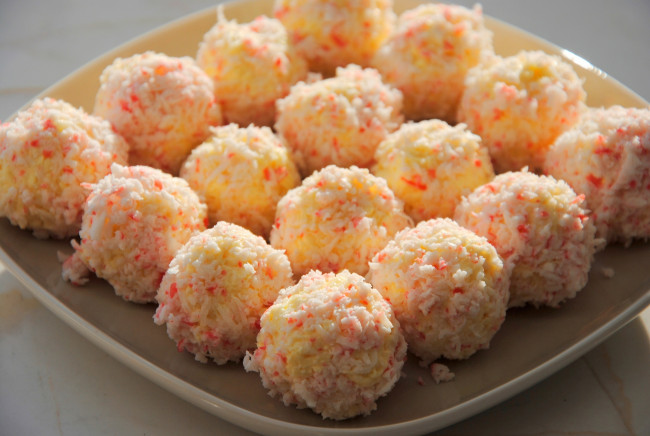 Обои картинки фото еда, салаты,  закуски, закуска, сырные, шарики