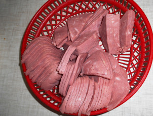 Картинка еда колбасные+изделия колбаса