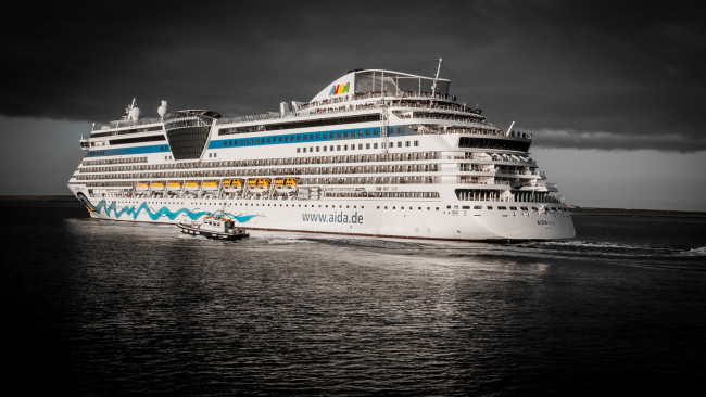 Обои картинки фото корабли, лайнеры, круиз, лайнер