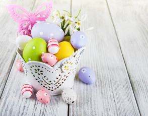 Картинка праздничные пасха цветы яйца colorful подснежники happy wood blossom flowers spring easter eggs decoration snowdrops