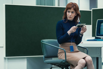 Картинка severance+||+2022 кино+фильмы severance+ сериал britt lower severance разделение фантастика триллер драма детектив