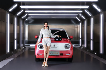 Картинка автомобили -авто+с+девушками ora