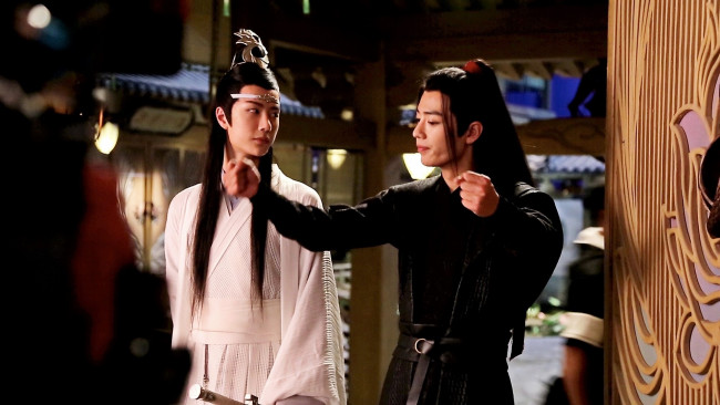 Обои картинки фото разное, знаменитости, ван, ибо, сяо, чжань, съемки, костюмы