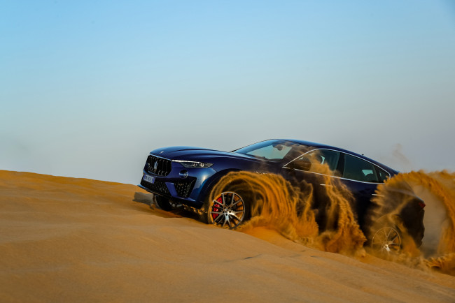 Обои картинки фото автомобили, maserati