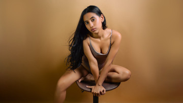 Картинка девушки zoe+deluxe zoe deluxe