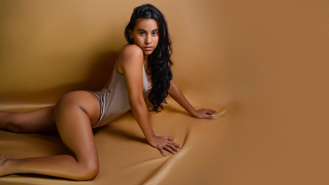 Обои картинки фото девушки, zoe deluxe, zoe, deluxe