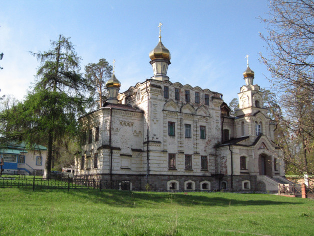 Обои картинки фото оптина, пустынь, храм, льва, катанского, скиту, города, православные, церкви, монастыри