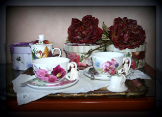 Картинка разное посуда столовые приборы кухонная утварь роспись фарфор чашки