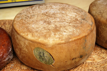 Картинка curiosa+corteza еда сырные+изделия сыр