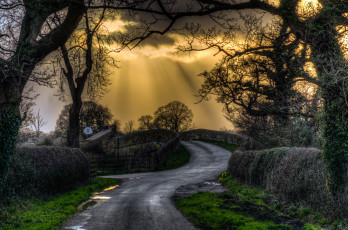 Картинка природа дороги шоссе тучи свет