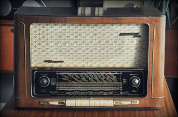 Картинка grundig+5040+3d+klang бренды grundig радиоприемник