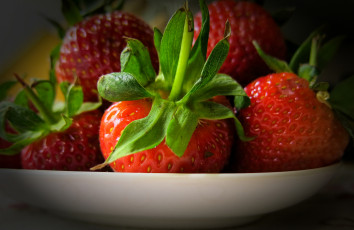 Картинка еда клубника +земляника ягоды