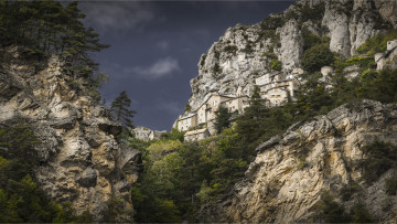 Картинка города -+пейзажи ущелье