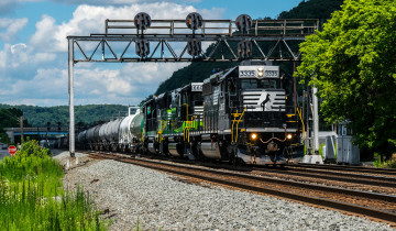 Картинка техника поезда состав локомотив