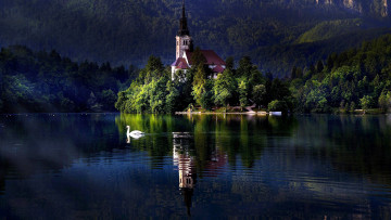 Картинка города блед+ словения отражение