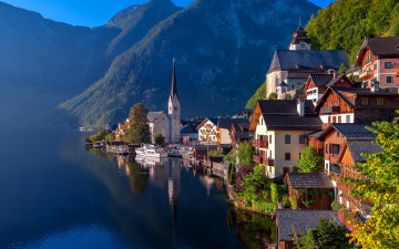 Картинка города гальштат+ австрия туман озеро горы