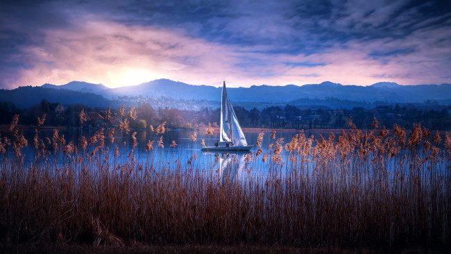 Обои картинки фото корабли, яхты, яхта, озеро, горы