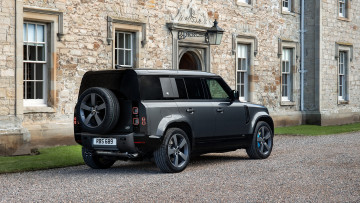 Картинка 2022+land+rover+defender+v8+110+xs+edition автомобили land-rover джип 2022 land rover defender v8 110 xs edition ленд ровер улица вид сзади