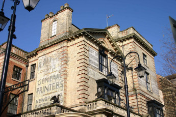 Картинка города здания дома