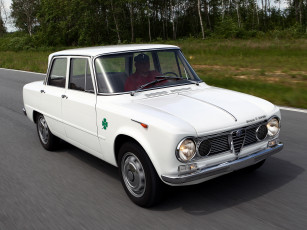 Картинка автомобили alfa romeo ретро