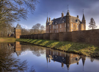 Картинка города дворцы замки крепости вода каменный башенки