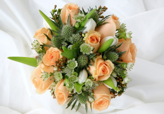 Картинка цветы букеты композиции астрантия тюльпаны розы