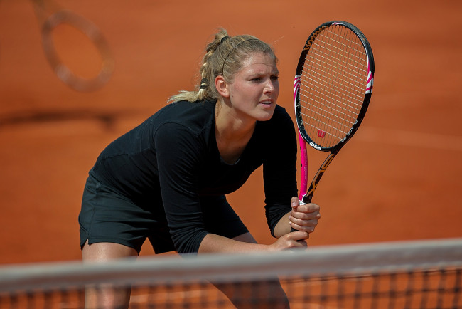 Обои картинки фото kretsch vanessa, спорт, теннис, девушка, ракетка, корт