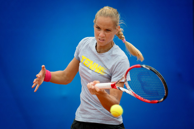 Обои картинки фото rus arantxa, спорт, теннис, девушка, ракетка, корт