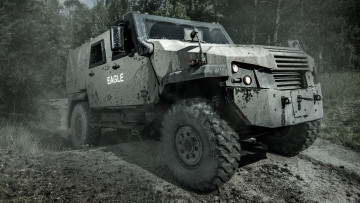 Картинка техника военная+техника броневик грязь лес подъем