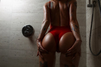 Картинка девушки -unsort+ женские+прелести тату попа