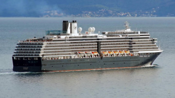 Картинка корабли лайнеры круизный многопалубный