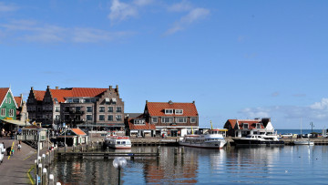 Картинка корабли порты+ +причалы пристань суда залив