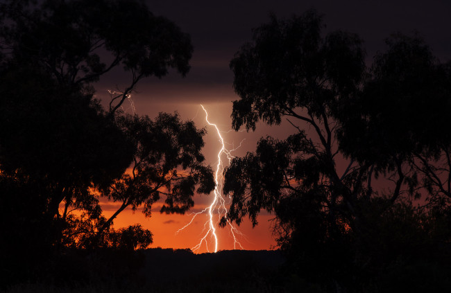 Обои картинки фото природа, молния,  гроза, ненастье