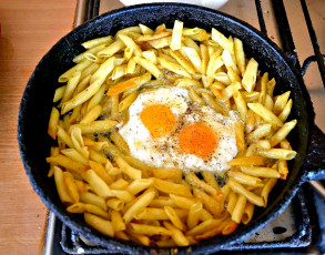 Картинка еда макаронные+блюда яичница макароны спагетти