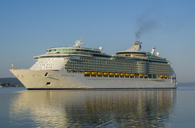 Обои картинки фото navigator of the seas, корабли, лайнеры, лайнер, круиз