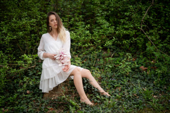 Картинка девушки -+брюнетки +шатенки девушка красивая супер секси няша нежная классная модница лапочка мадам