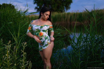 Картинка девушки -+брюнетки +шатенки девушка красивая супер секси няша нежная классная модница лапочка мадам