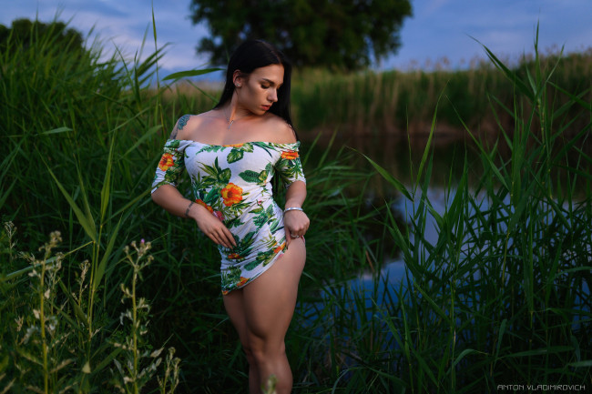 Обои картинки фото девушки, - брюнетки,  шатенки, девушка, красивая, супер, секси, няша, нежная, классная, модница, лапочка, мадам