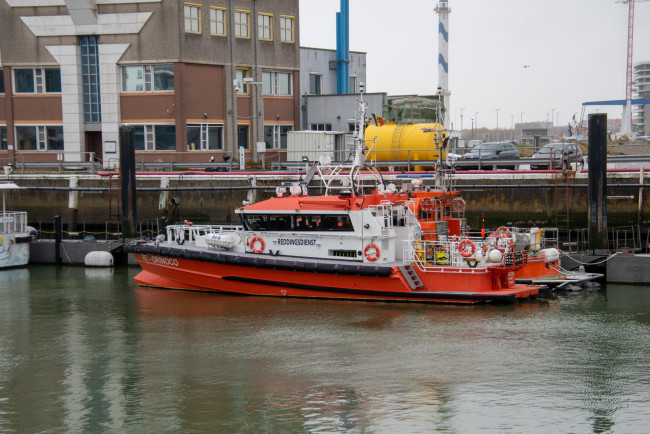 Обои картинки фото the rescue ship, корабли, катера, the, rescue, ship