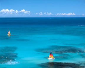 обоя корабли, яхты, море, небо, облака