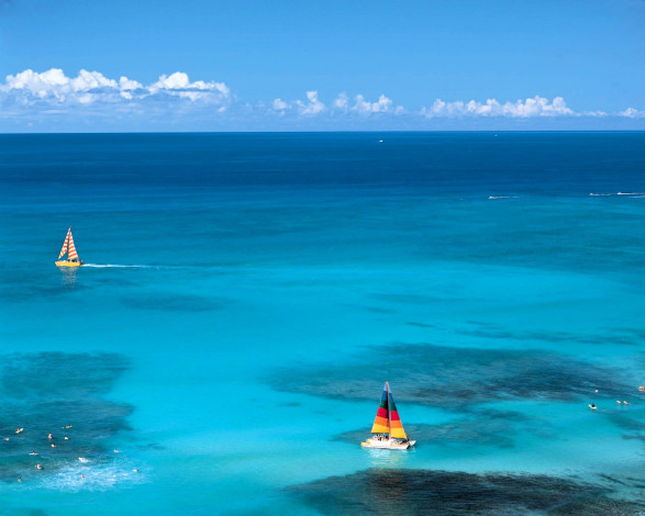 Обои картинки фото корабли, яхты, море, небо, облака